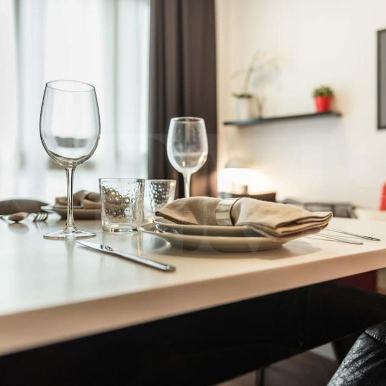 Art & Arena Suite Picasso-Inspired REMS - Apartamento de 1 dormitorio - 23
