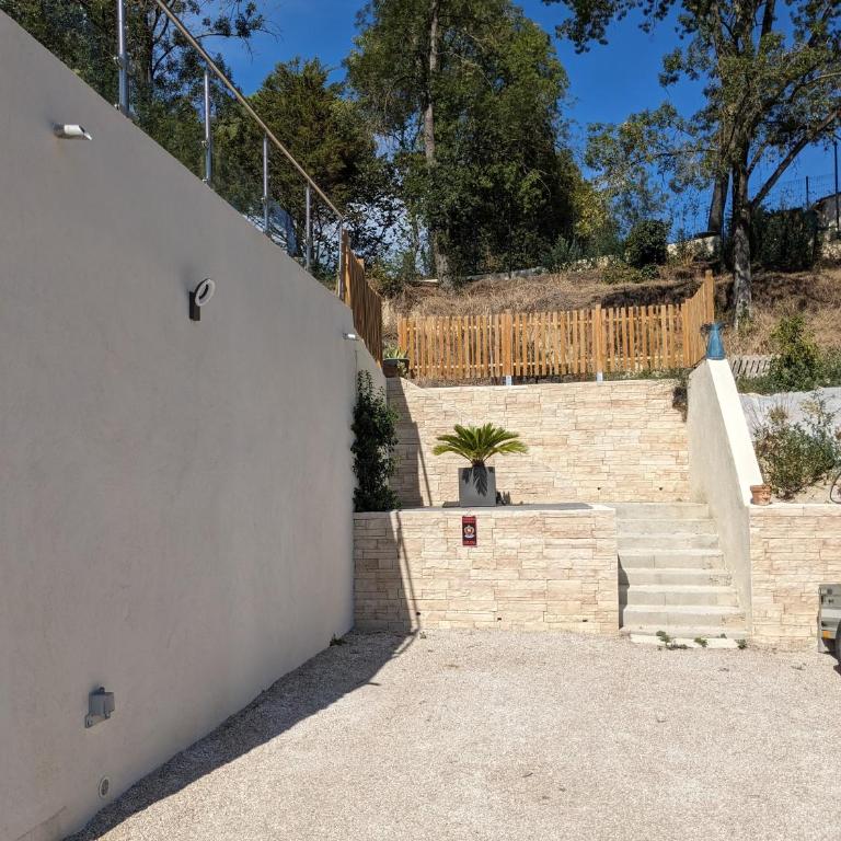 Haut de villa 2P, jardin, clim, prise VL Electrique - Maison 1 Chambre - 21