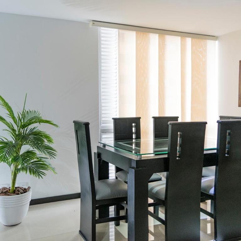 Super Apartment El Poblado Tesoro 2 rooms, 3 baths - 6 guests - Two-Bedroom Apartment - 4