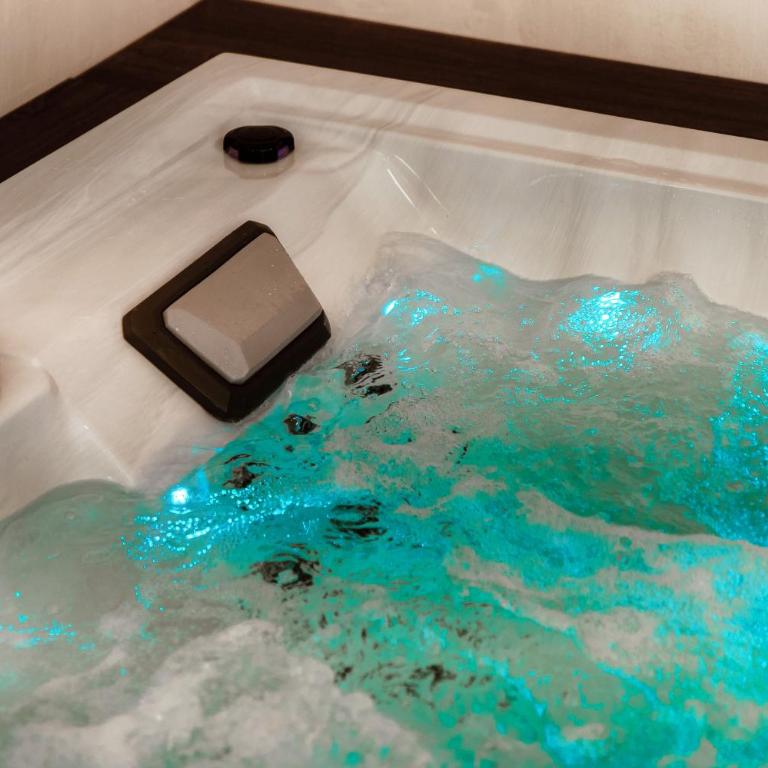 Lorodellago Como Suites by "The House Of Travelers" - Suite Deluxe con Vasca Idromassaggio - 17