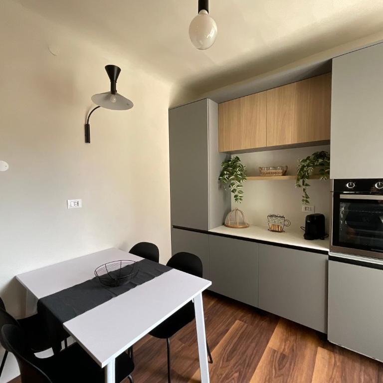 Terrazza Cavour - Appartamento con 2 Camere da Letto - 14
