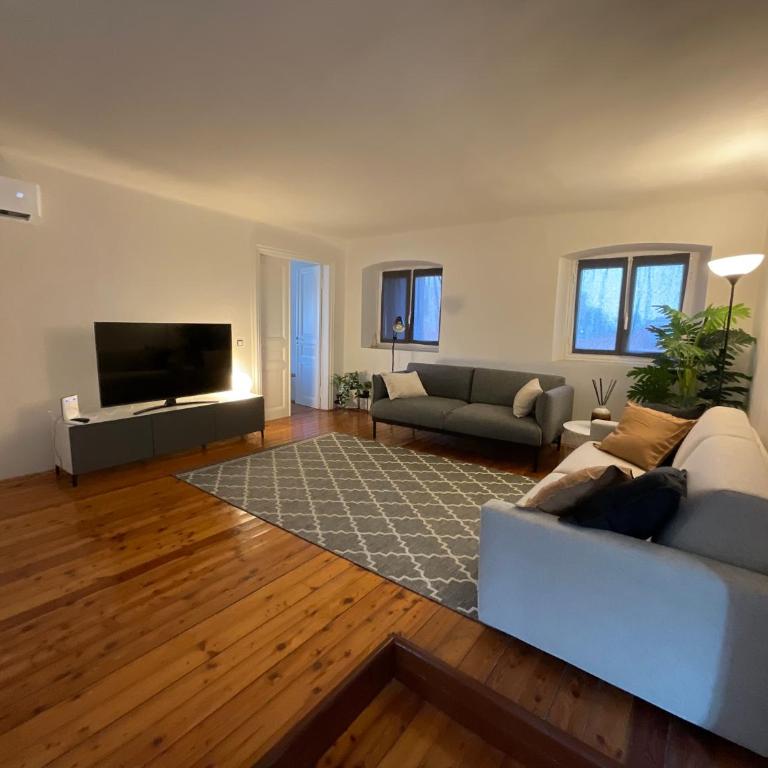 Terrazza Cavour - Appartamento con 2 Camere da Letto - 8