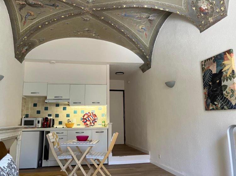 Studios - Menton Old Town - near the beach and shops - Monolocale Superior - 2
