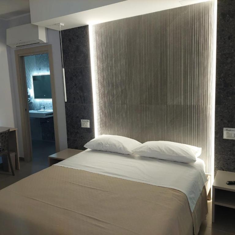 Residenza Elba - Charme House - Camera Matrimoniale con Bagno Privato - 9