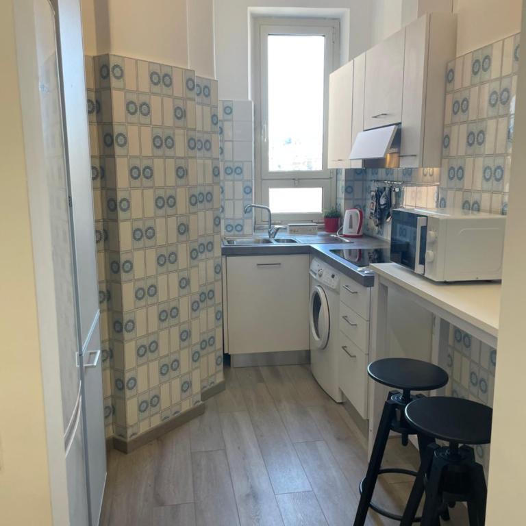 Caracciolo33 - Two-Bedroom Apartment - 17