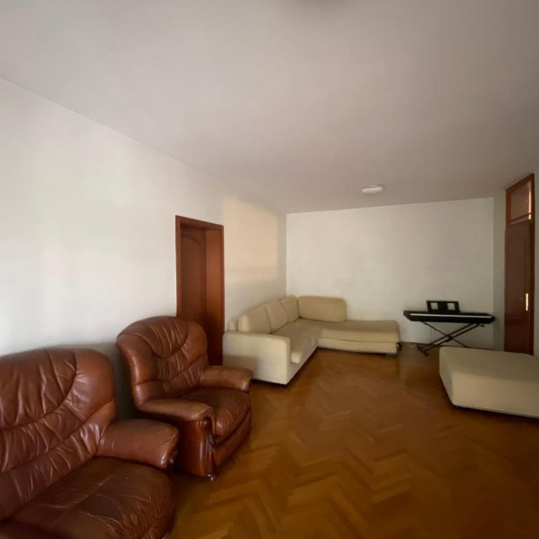 Veliki stan u centru grada - Apartment mit 3 Schlafzimmern - 4