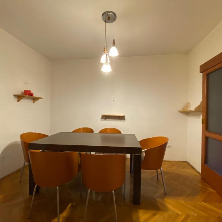 Veliki stan u centru grada - Apartment mit 3 Schlafzimmern - 2