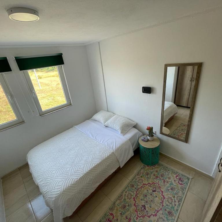 Liza Apartment - Two-Bedroom Apartment - 14