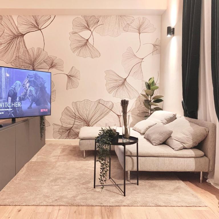 W83 Como Lake House - One-Bedroom Apartment - 5
