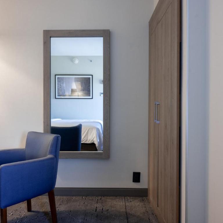 Holiday Inn Express Mexico City Satelite by IHG - King Suite - 11