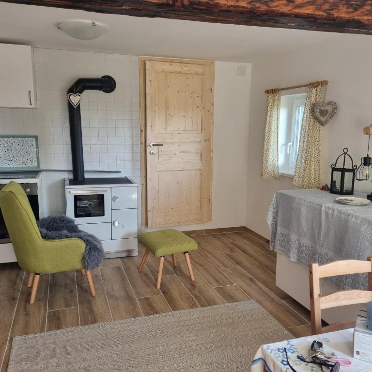 Kuscheliges Blockhaus in Alleinlage mit Traumaussicht - Haus mit 1 Schlafzimmer - 18