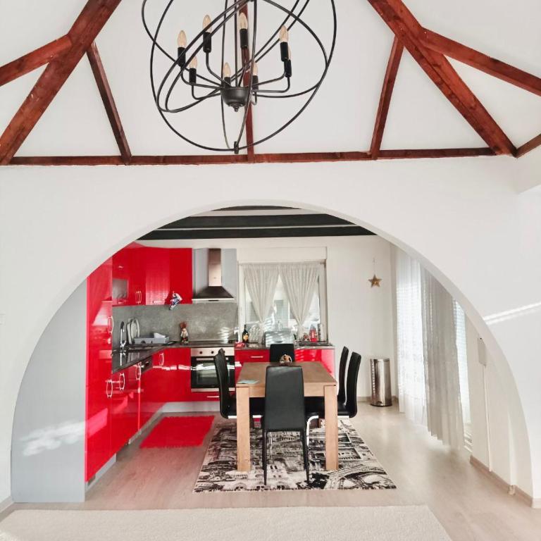 Poseidon House - Two-Bedroom Apartment - 4