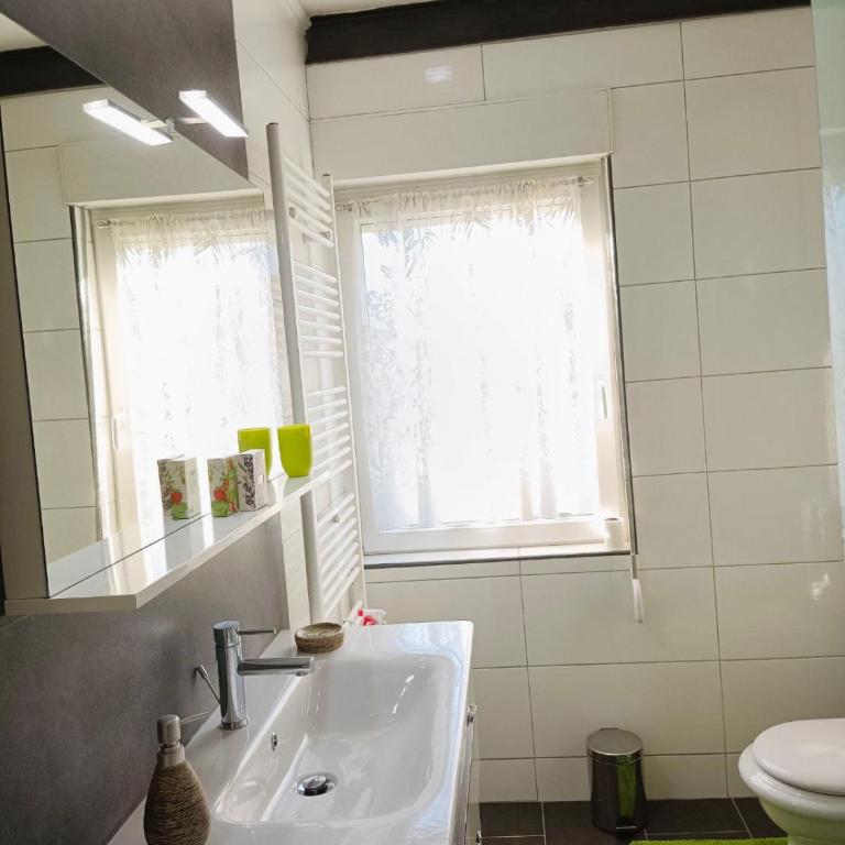 Poseidon House - Two-Bedroom Apartment - 19