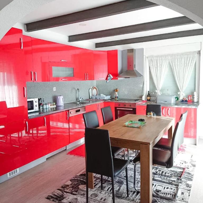 Poseidon House - Two-Bedroom Apartment - 6
