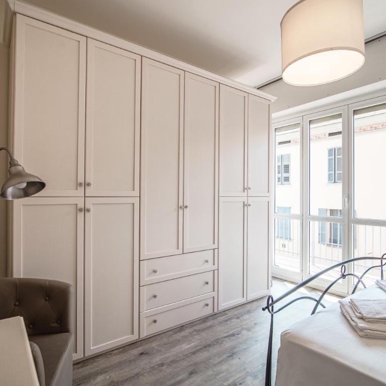 Lovely suite with private parking in Como - Appartamento con 1 Camera da Letto - 3