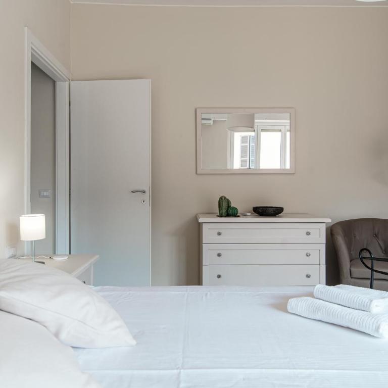 Lovely suite with private parking in Como - Appartamento con 1 Camera da Letto - 14