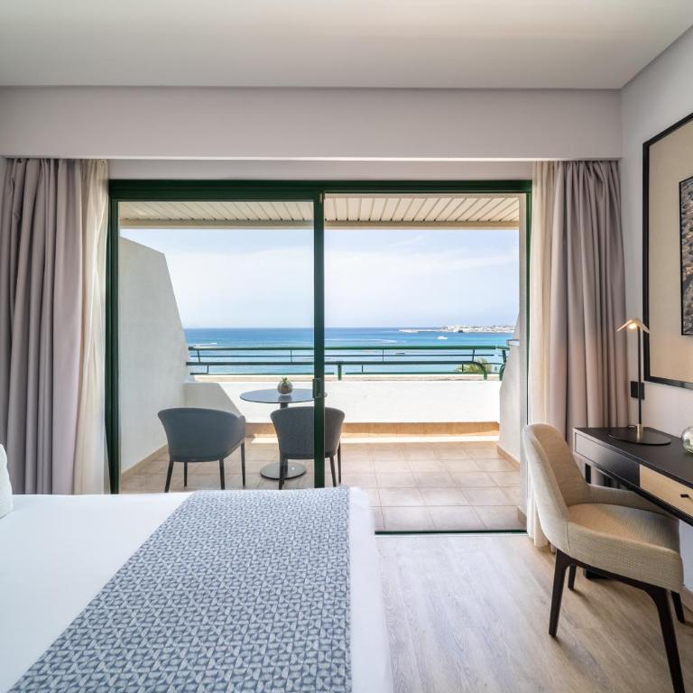 Grand Hyatt Lanzarote Playa Dorada Resort - Preferred Club Habitación Triple con vistas al mar - 7
