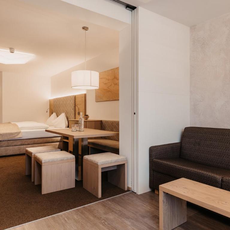 Alpina Wagrain - Suite Kristall Garten mit Terrasse - 7