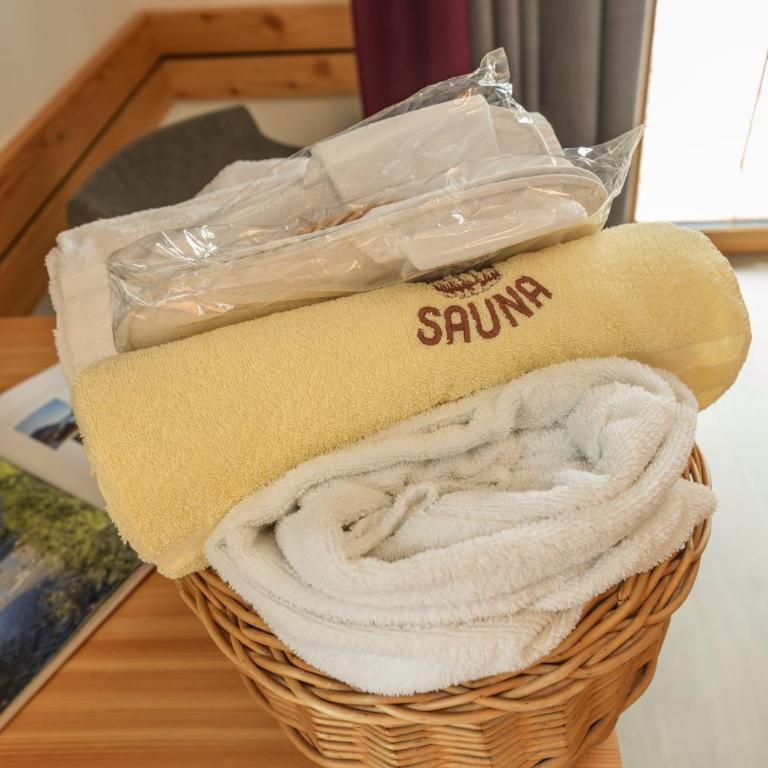Naturhotel Lärchenhof - Superior Doppel- oder Zweibettzimmer mit Terrasse - 3