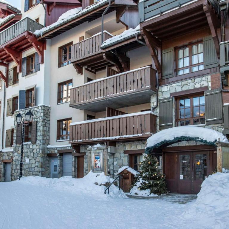 ARC 1950 - APPARTEMENT MODERNE - SAUNA HAMMAM JACUZZI - 4 Personnes - Appartement 1 Chambre avec Balcon et Vue sur les Montagnes - 20