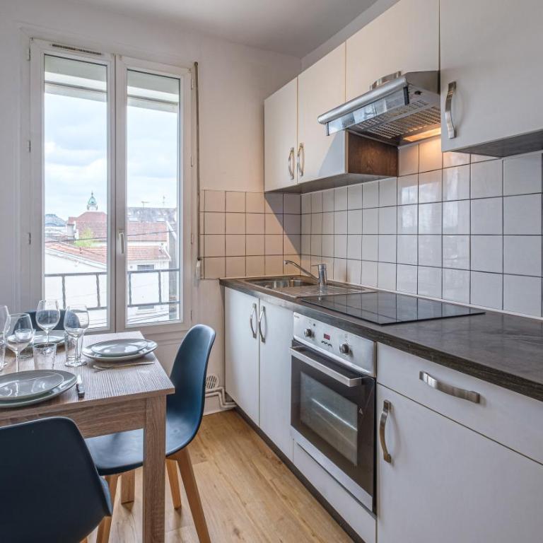 Bleu Nuit - Welc'Home - Parking inclus, WIFI haut débit, 600m de la gare, au calme - Appartamento con 1 Camera da Letto - 6