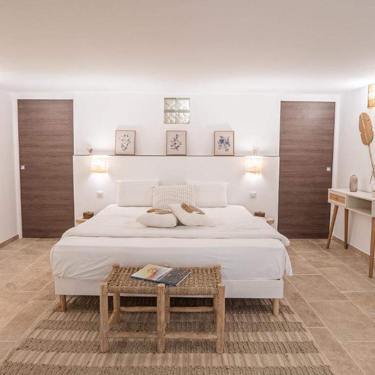 Location de chambre Villa les allamandas - Chambre Double avec Salle de Bains Privative - 26