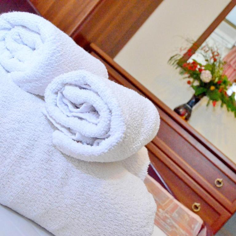 Villa Velzon Guesthouse - Apartman sa Terasom (6 Odraslih Osoba) - 2