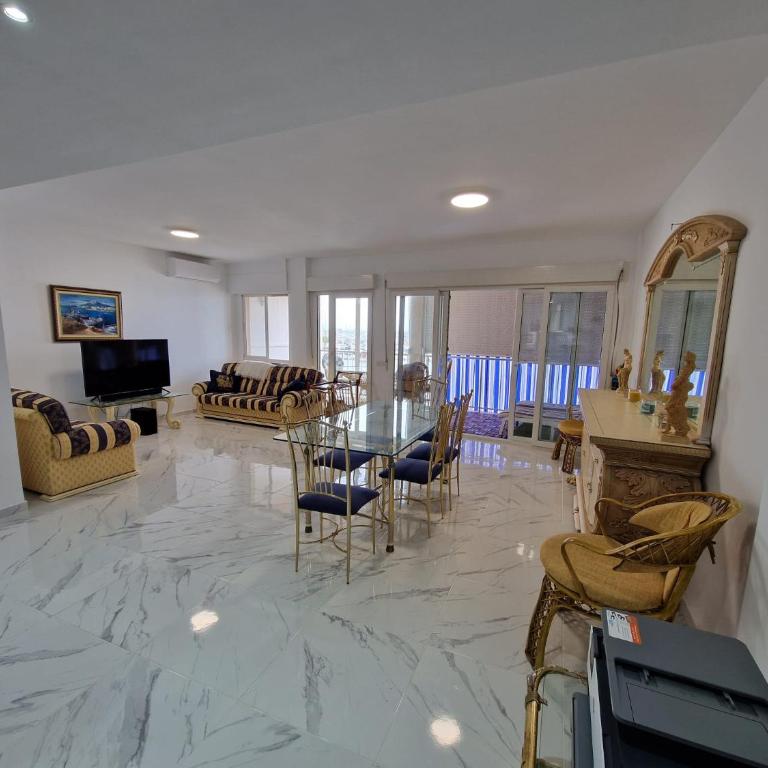 Luxury Oceanfront Amazing view Playa del Acequion - Apartamento de 3 dormitorios - 12