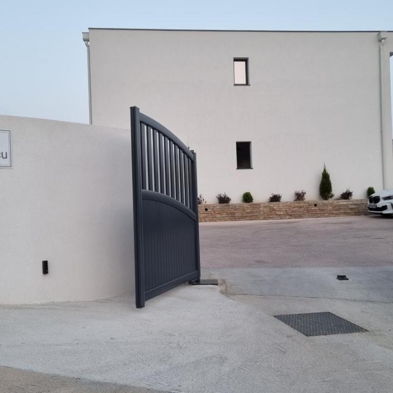 Palazzu B reservation 3 nuits minimum - Three-Bedroom Apartment - 16