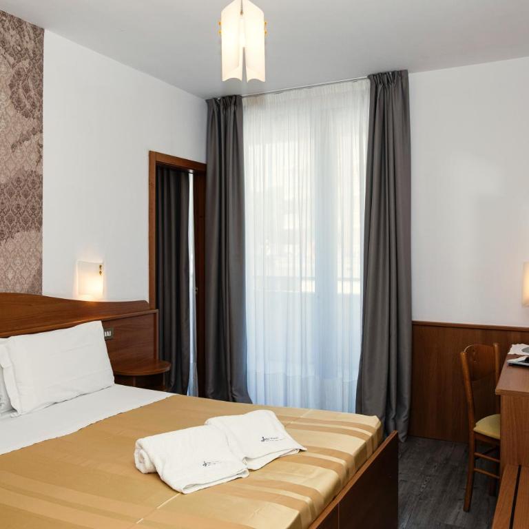 Hotel Leonardo Da Vinci Wellness SPA - Superior Family Room - 5