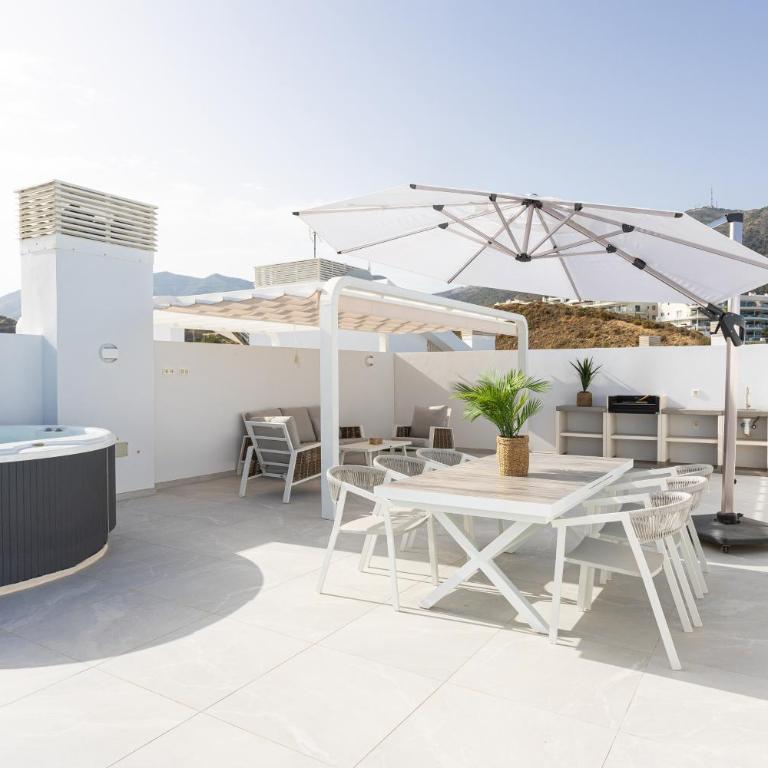Higuerón Rental Med by the Sun - Apartamento - 3
