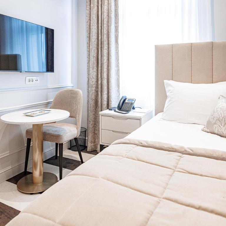 Hotel Balkan - Deluks Jednokrevetna Soba - 2