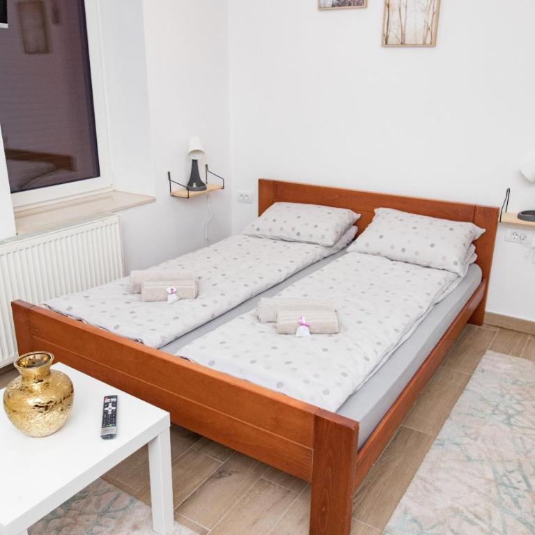 Charm Apartment-Cathedral area-private parking-Self Check-in - Studio Apartman - 11