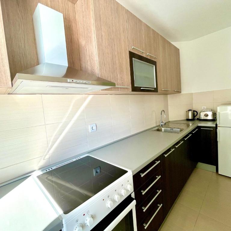 Modesti - stan na dan Novi Beograd sa parkingom 5 evra po danu - Studio Apartman - 5