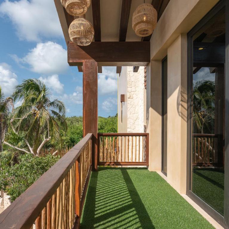 Villa TuluMar Beachfront Luxury Villa- full service - Villa frente a la playa - 35