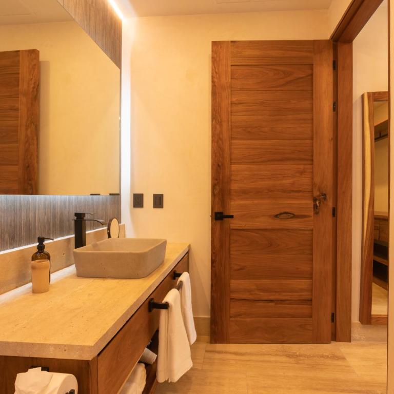 Villa TuluMar Beachfront Luxury Villa- full service - Villa frente a la playa - 47