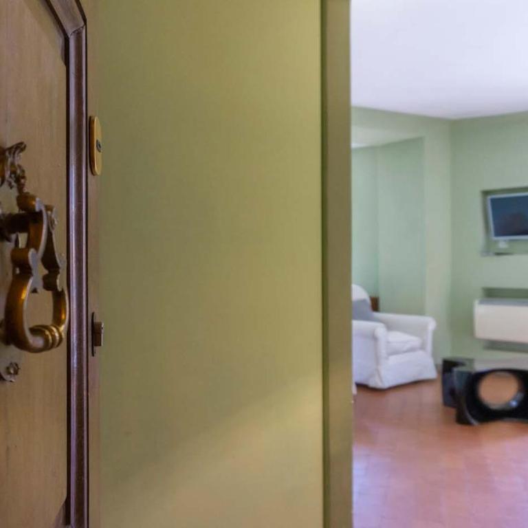 EasyTopStay - Piazza Venezia Charming & Bright Apt - One-Bedroom Apartment - 10