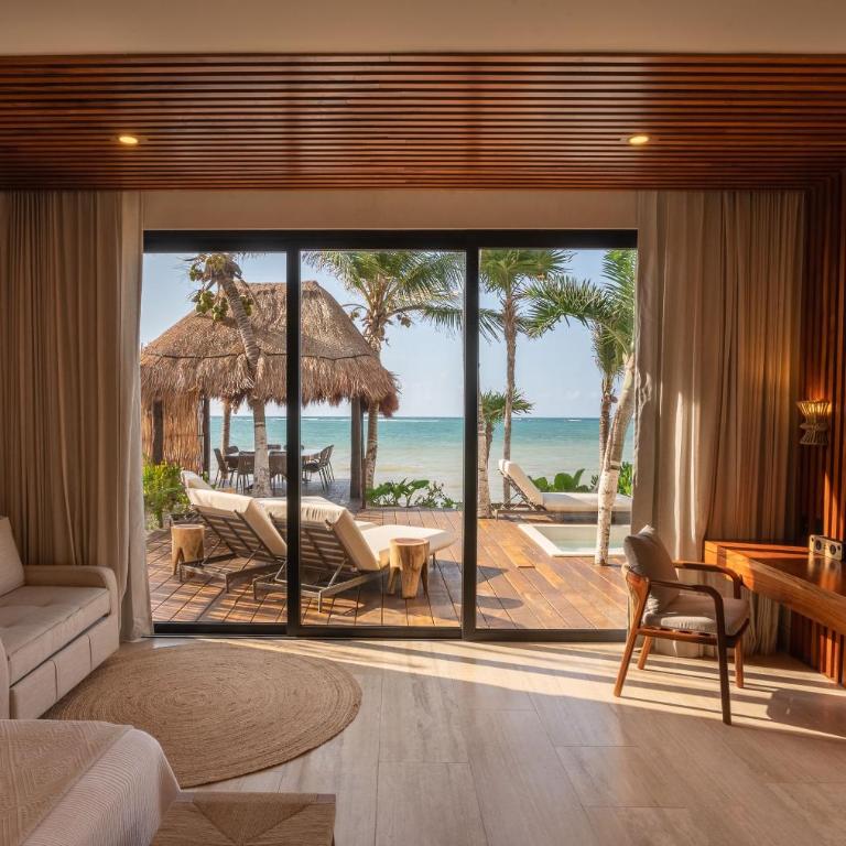 Villa TuluMar Beachfront Luxury Villa- full service - Villa frente a la playa - 1