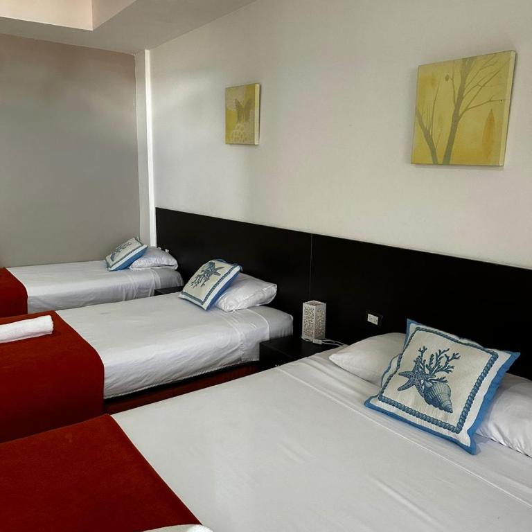 Hotel Punta Azul - Family Room with Sea View - 5
