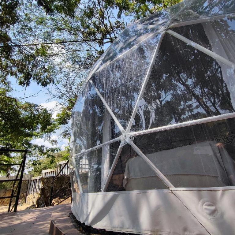 Glamping romantico en Vista Hermosa disfruta de la naturaleza en un ambiente privado y acogedor - Bungalow Deluxe - 7