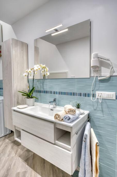 Margaret House Sorrento - Two-Bedroom Apartment - 12