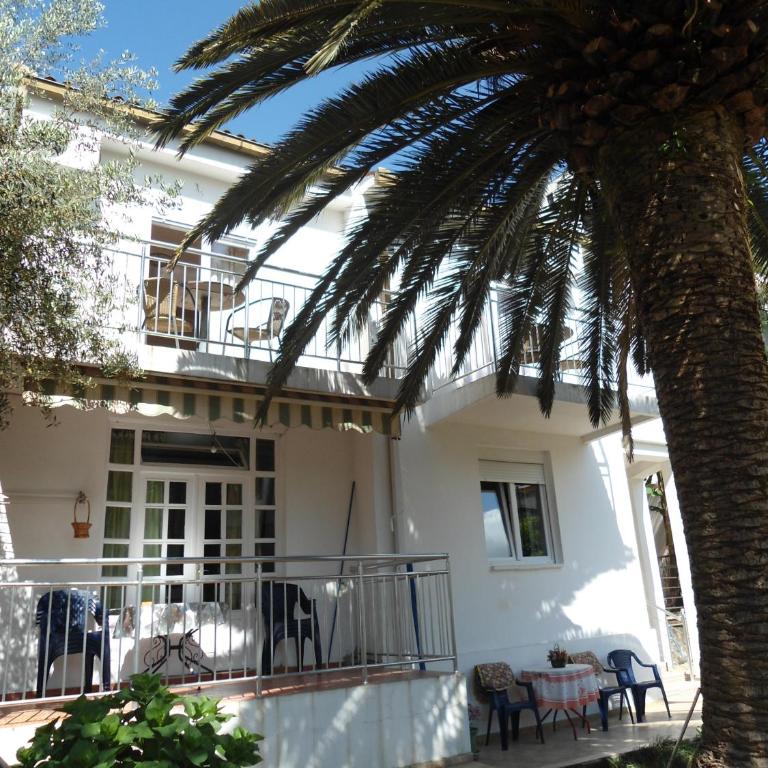 Guest House Vila Bak - Deluks Apartman sa 2 Spavaće Sobe - Prizemlje - 2
