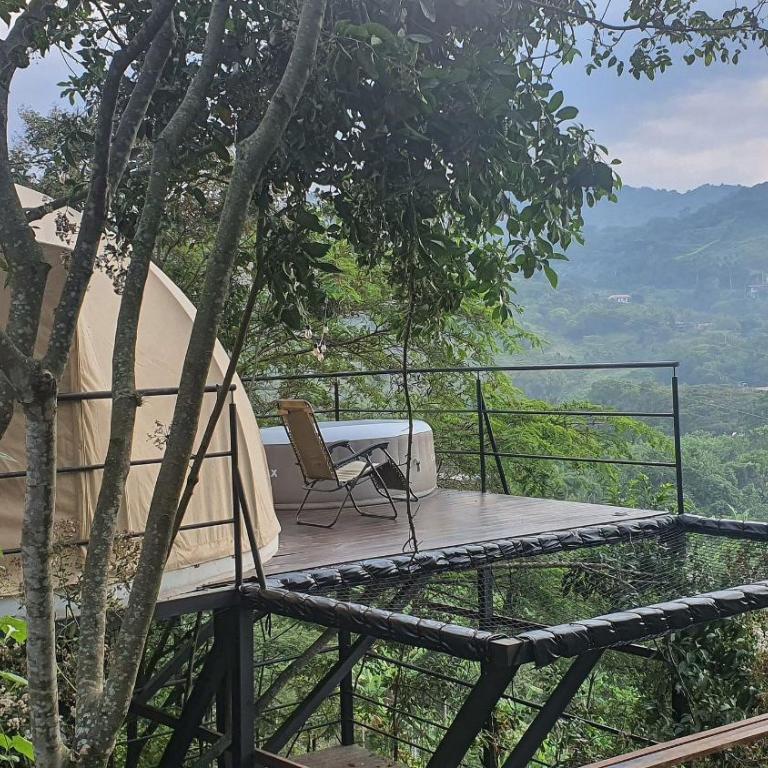 Glamping romantico en Vista Hermosa disfruta de la naturaleza en un ambiente privado y acogedor - Bungalow Deluxe - 15