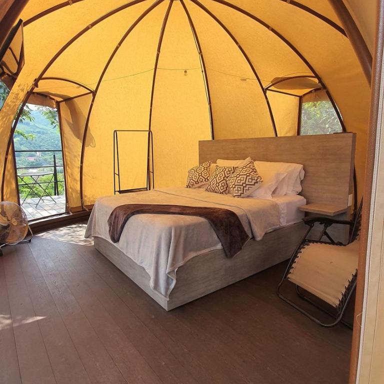 Glamping romantico en Vista Hermosa disfruta de la naturaleza en un ambiente privado y acogedor - Bungalow Deluxe - 24