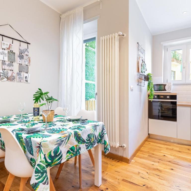 Urban Jungle Santa Rita Family Home - Two-Bedroom Apartment - 13