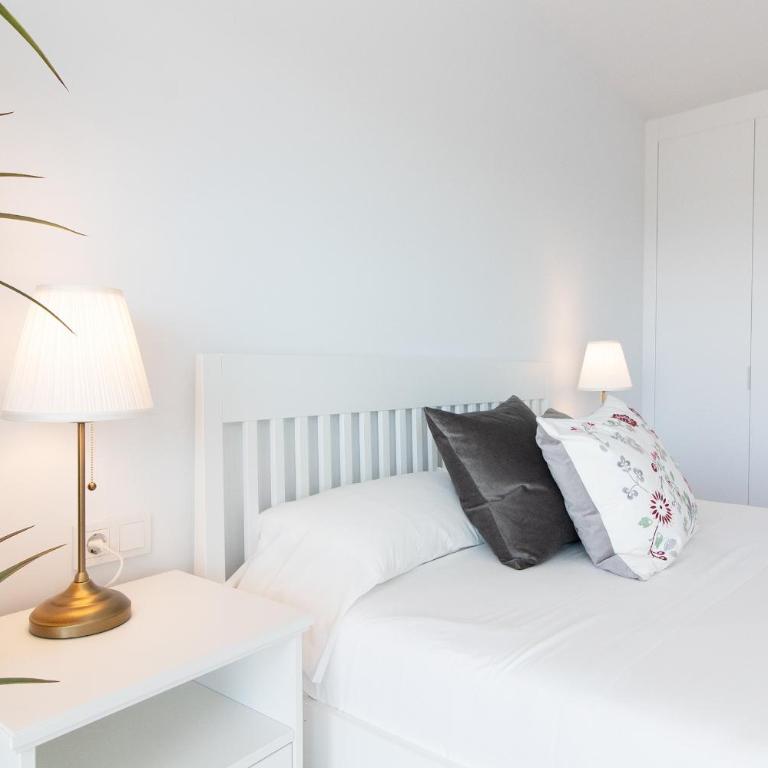 Global Vacacional, Bonito apartamento con terraza en Gran Canet - Apartment mit Meerblick - 9
