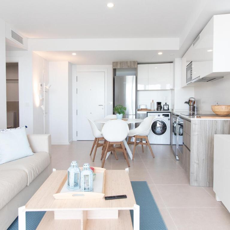 Global Vacacional, Bonito apartamento con terraza en Gran Canet - Apartment mit Meerblick - 15