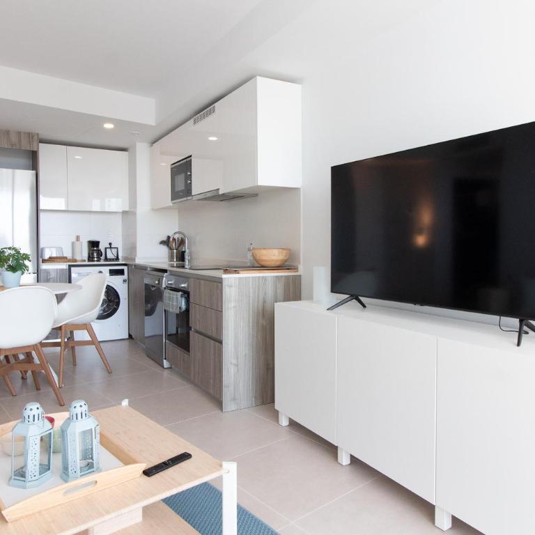 Global Vacacional, Bonito apartamento con terraza en Gran Canet - Apartment mit Meerblick - 16
