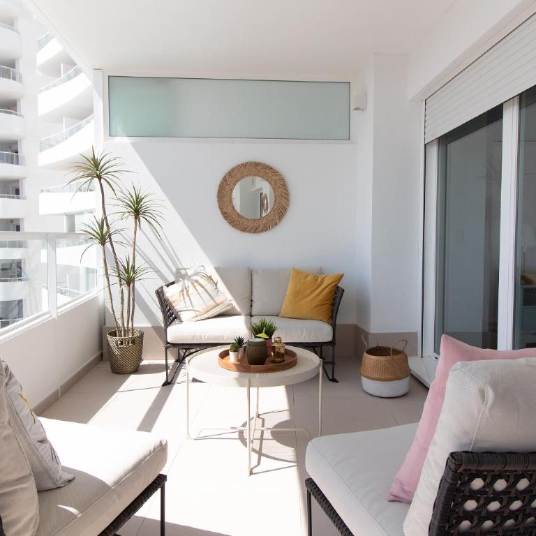 Global Vacacional, Bonito apartamento con terraza en Gran Canet - Apartment mit Meerblick - 21