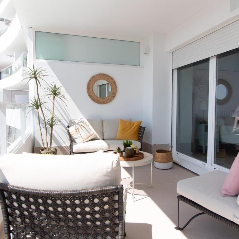 Global Vacacional, Bonito apartamento con terraza en Gran Canet - Apartment mit Meerblick - 20